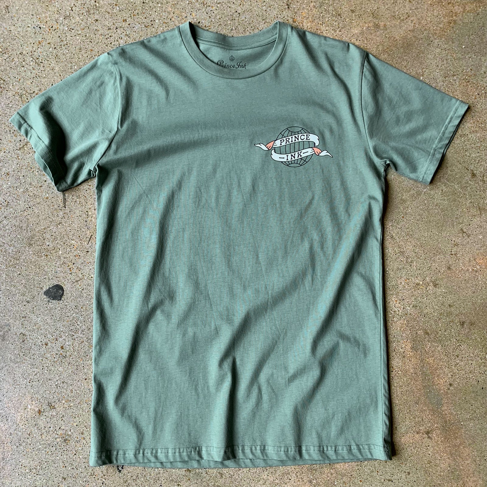 Globe Trotter - Tee